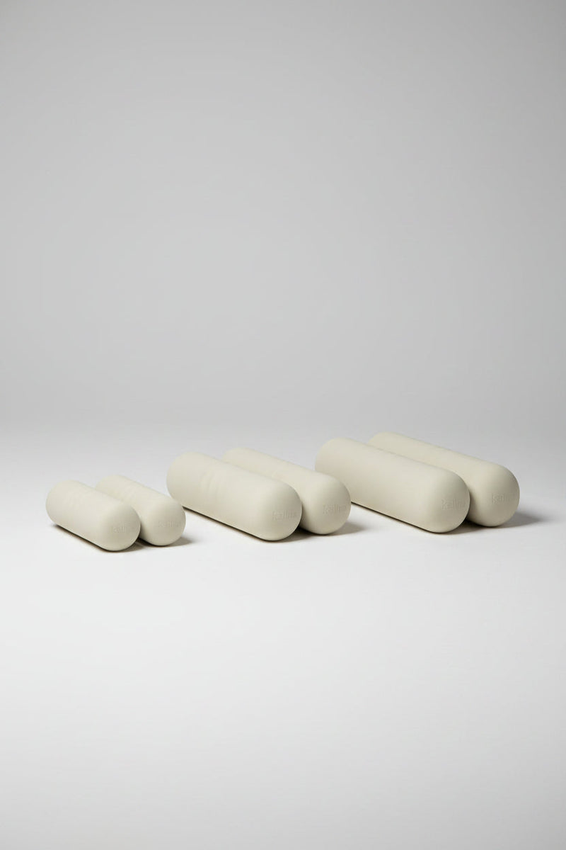Two hand weights 2kgs grey background with shadow